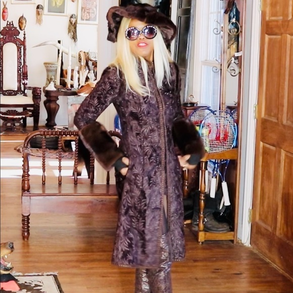 Andrew GN embroidered & mink fur trimmed coat XS